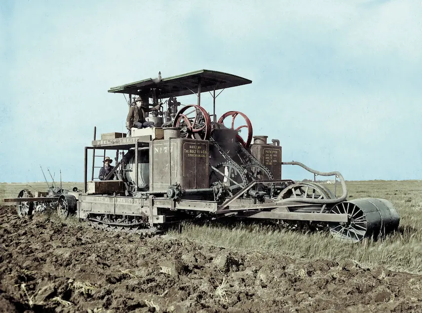 primera excavadora de orugas, tractor de cadenas de Benjamin Holt en 1904